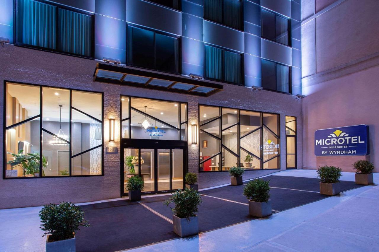 Microtel Inn By Wyndham Long Island City New York Dış mekan fotoğraf